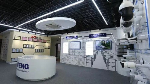 走進雄邁東洲生產(chǎn)基地 以大數(shù)據(jù)與智能化賦能工廠新生態(tài)